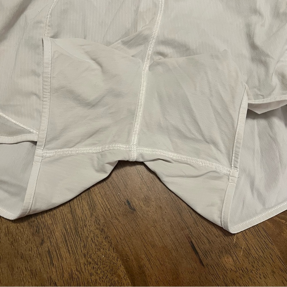 Lululemon Hotty Hot Short *High-Rise Long 4"
White Size 6 - Picture 11 of 16
